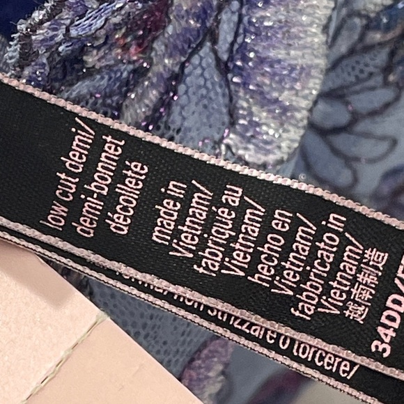 Victoria’s Secret Unlined Hummingbird Floral Embroidered Demi Bra 34DD - Picture 4 of 12